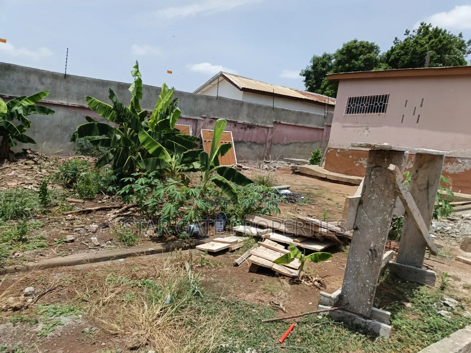 Plot for Sale at Buokrom Estate B Line.