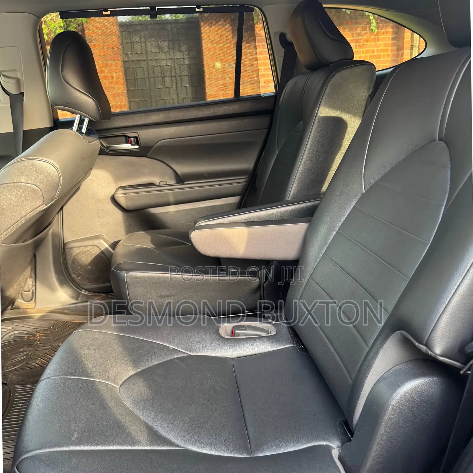 Toyota Highlander XLE 2021 Gray