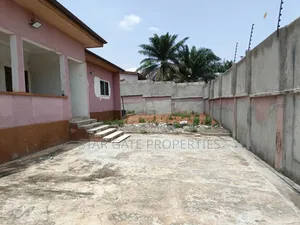 3bdrm House in Near Kumasi Airport for sale