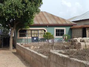 2bdrm House in Atimatim Edwenease, Kumasi Metropolitan for sale