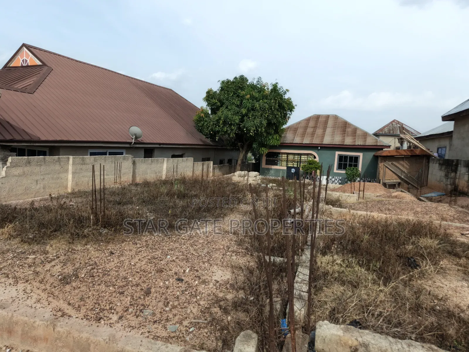 2bdrm House in Atimatim Edwenease, Kumasi Metropolitan for sale