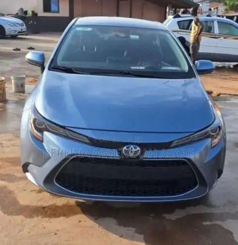 Toyota Corolla 2022 Gray