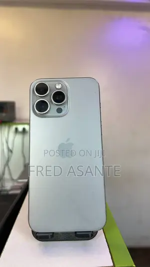 Apple iPhone 15 Pro Max 256 GB Silver