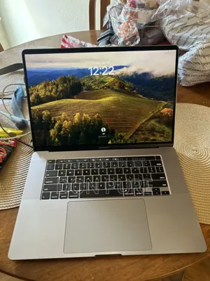 Laptop Apple MacBook Pro 2019 16GB Intel Core i9 SSD 1T