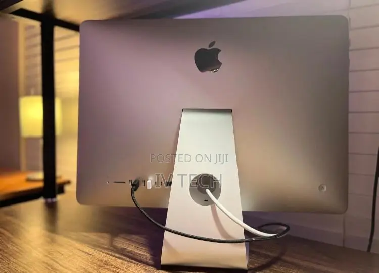Desktop Computer Apple iMac 8GB Intel Core i3 HDD 1T