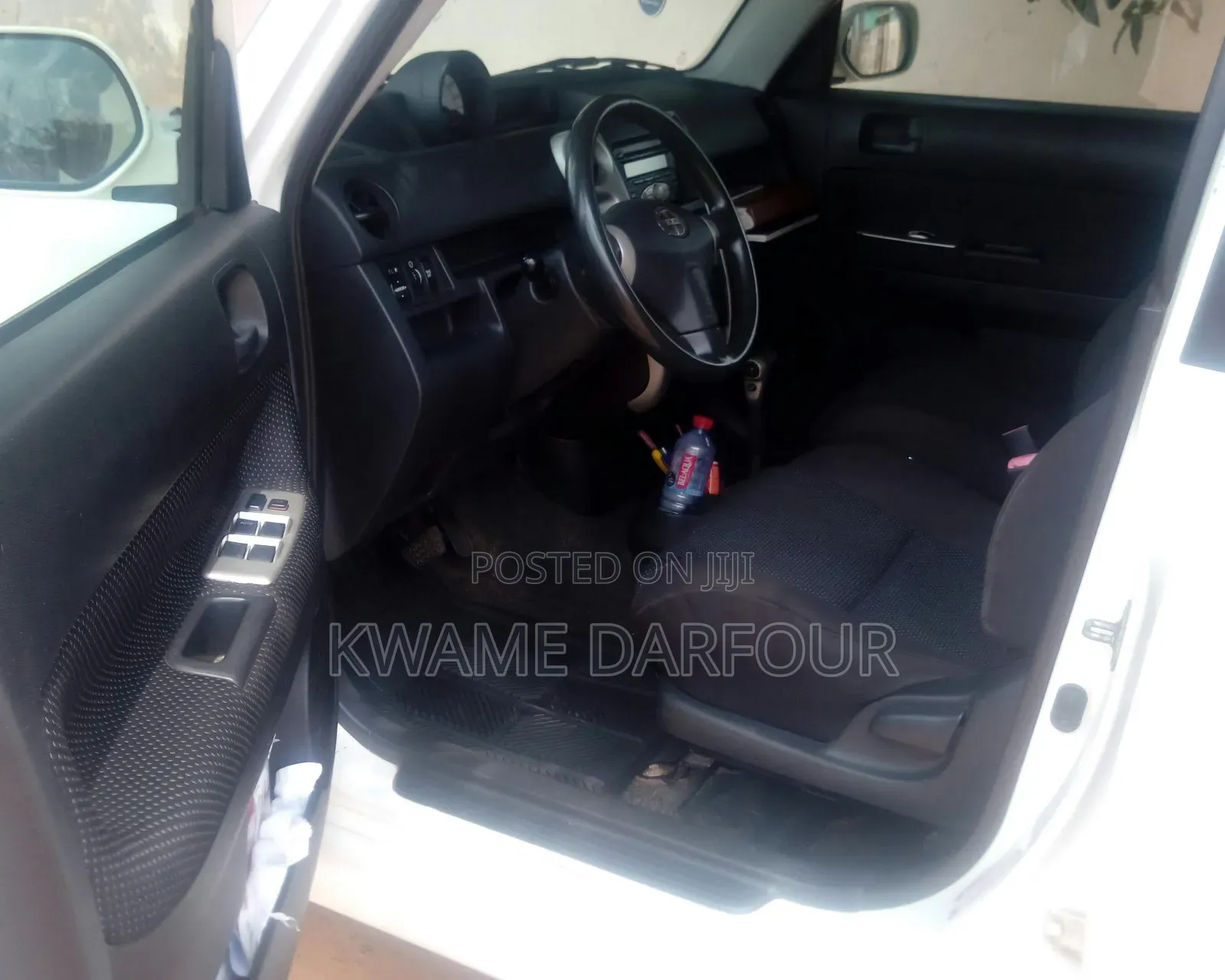 Scion xB Base 2006 White