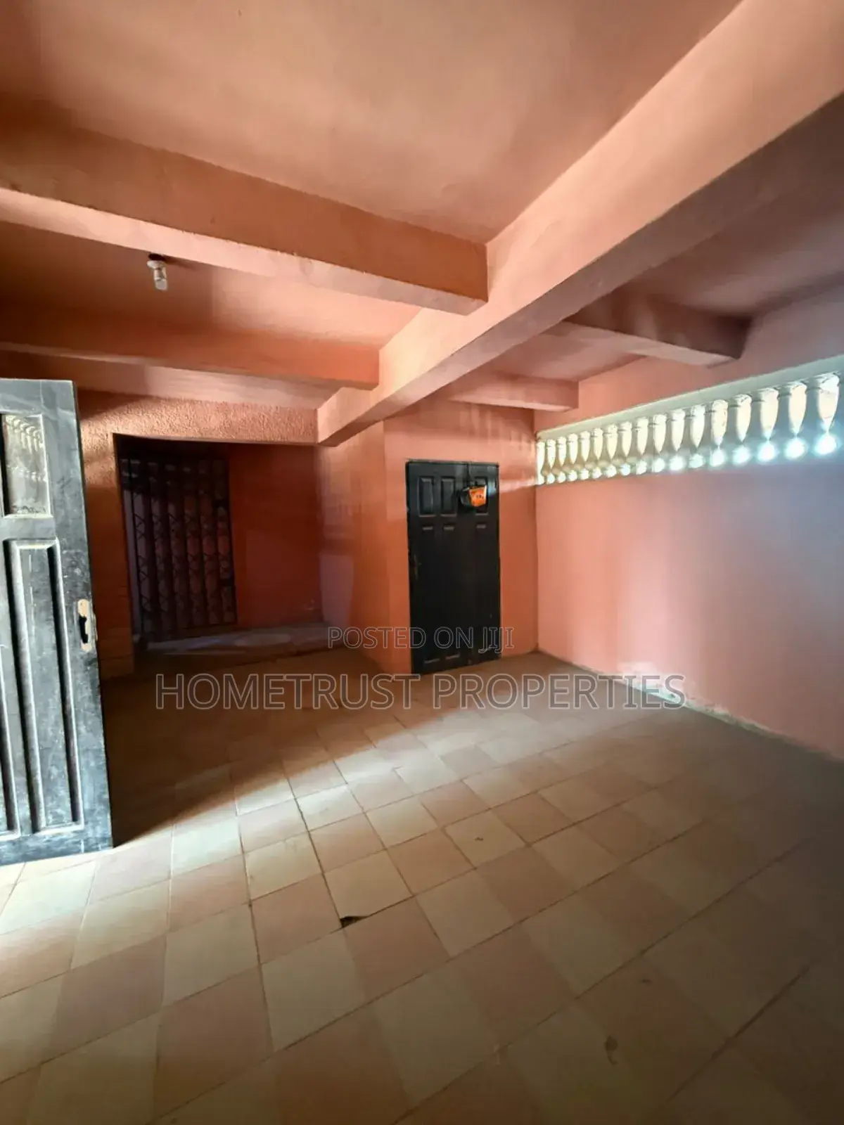 7bdrm House in Achimota Abc, Neoplan for sale