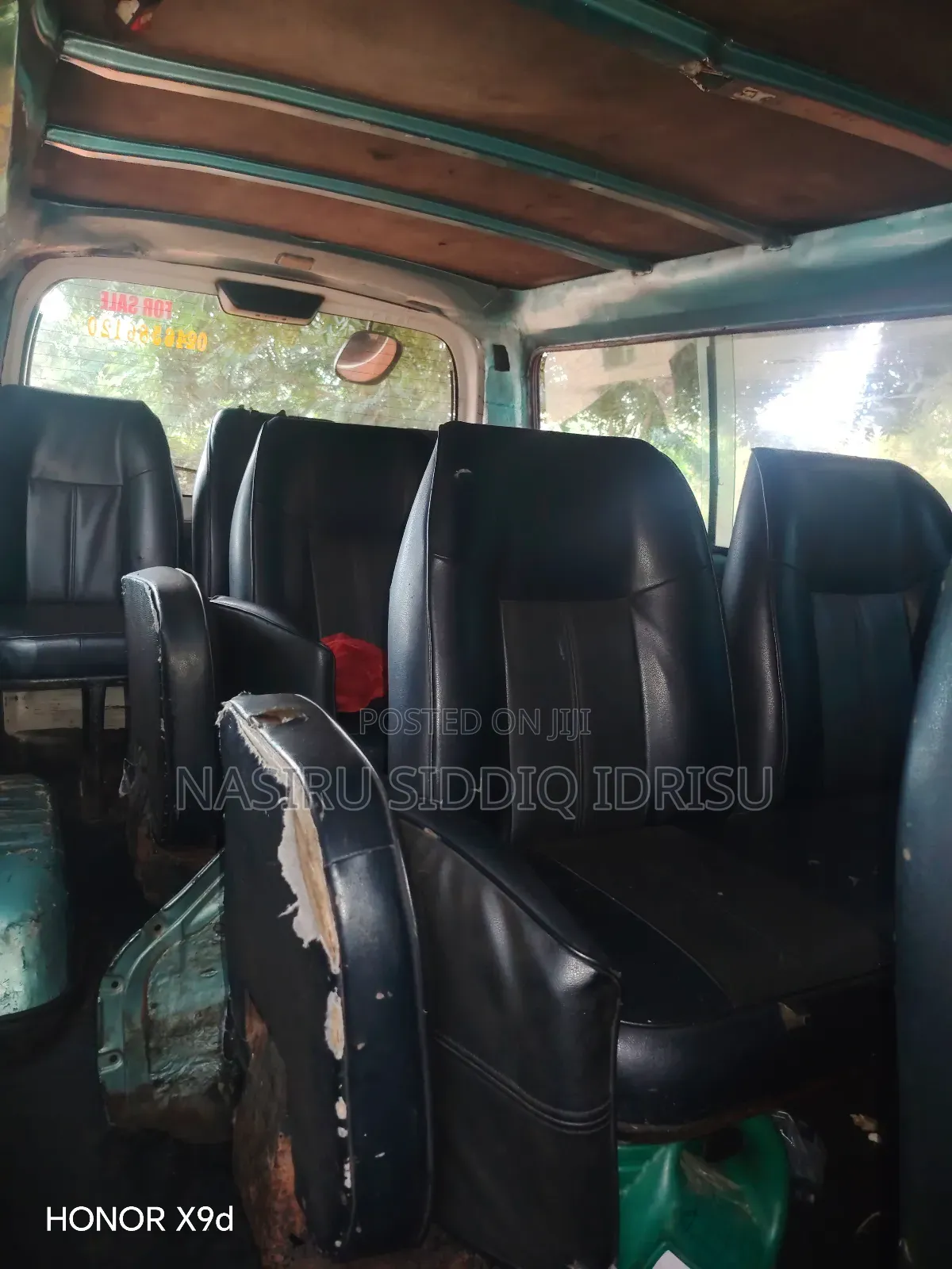 Nissan Caravan (Urvan) 2014 Green