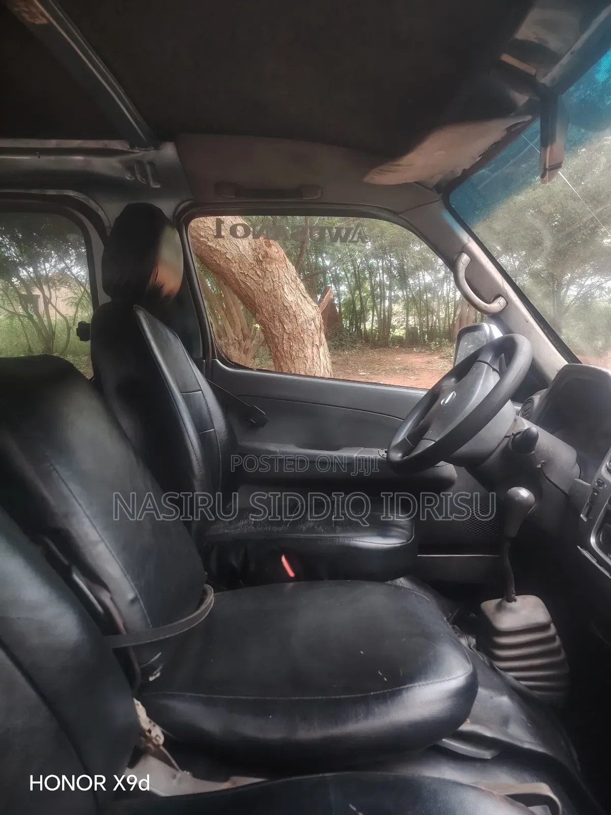 Nissan Caravan (Urvan) 2014 Green