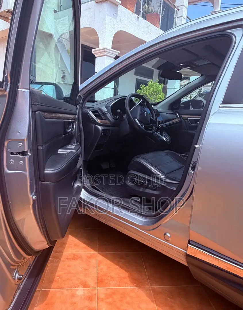 Honda CR-V Touring 2022 Gray