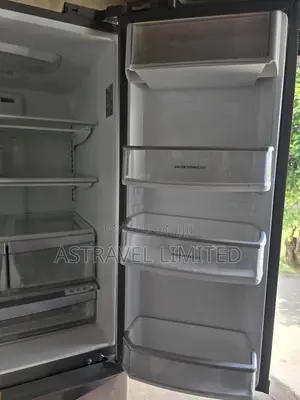 Lg and Sumsung Fridge Us or Canada Standard Double Fridge