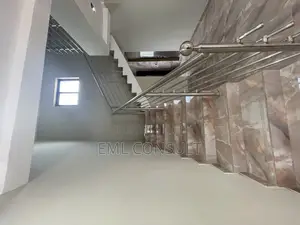 3bdrm Duplex in Eml Real Estate, Tseaddo for rent