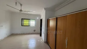 3bdrm Apartment in Manet Court for rent