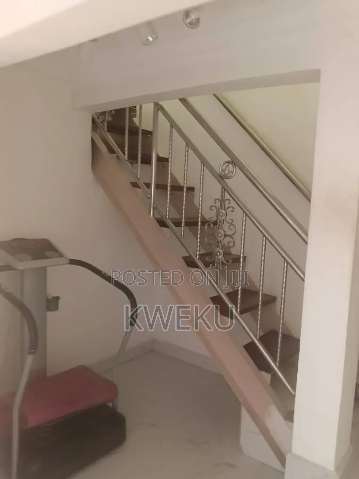 1bdrm Apartment in Estate Agency, Baatsona Total for rent