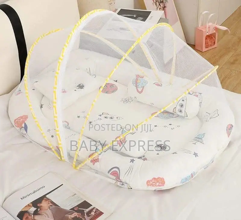 Baby Bed With 3pillows,Cushions, And Mosquito Net