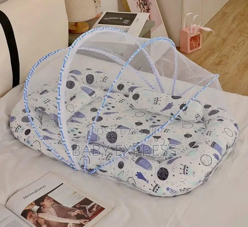 Baby Bed With 3pillows,Cushions, And Mosquito Net