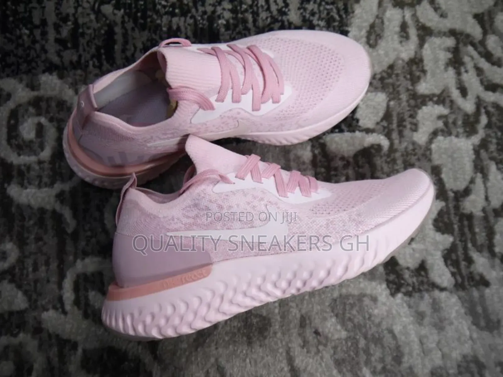 Pink Nike Eipc