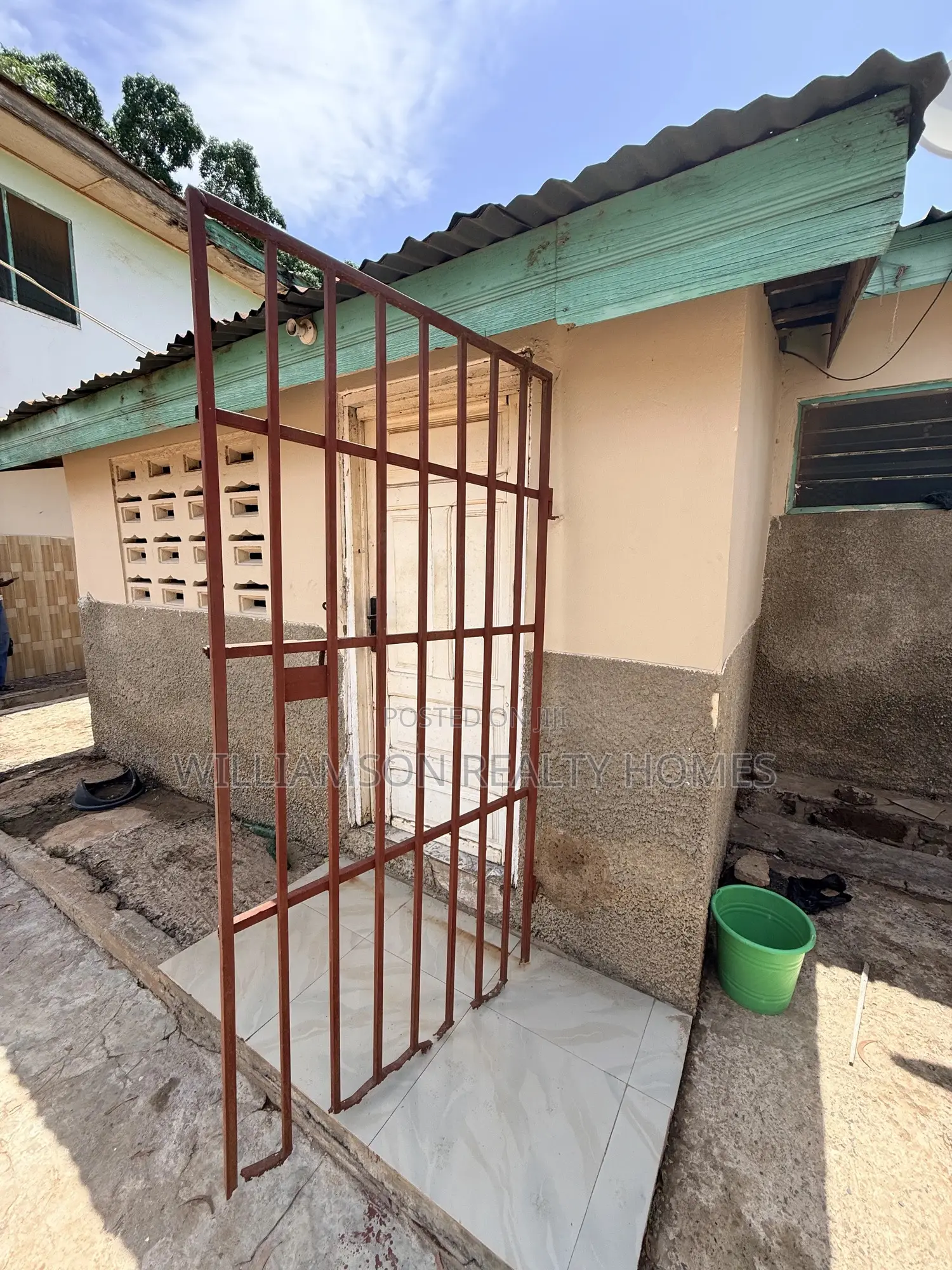 1bdrm Apartment in Kotobabi, Ecobank, Spintex for rent