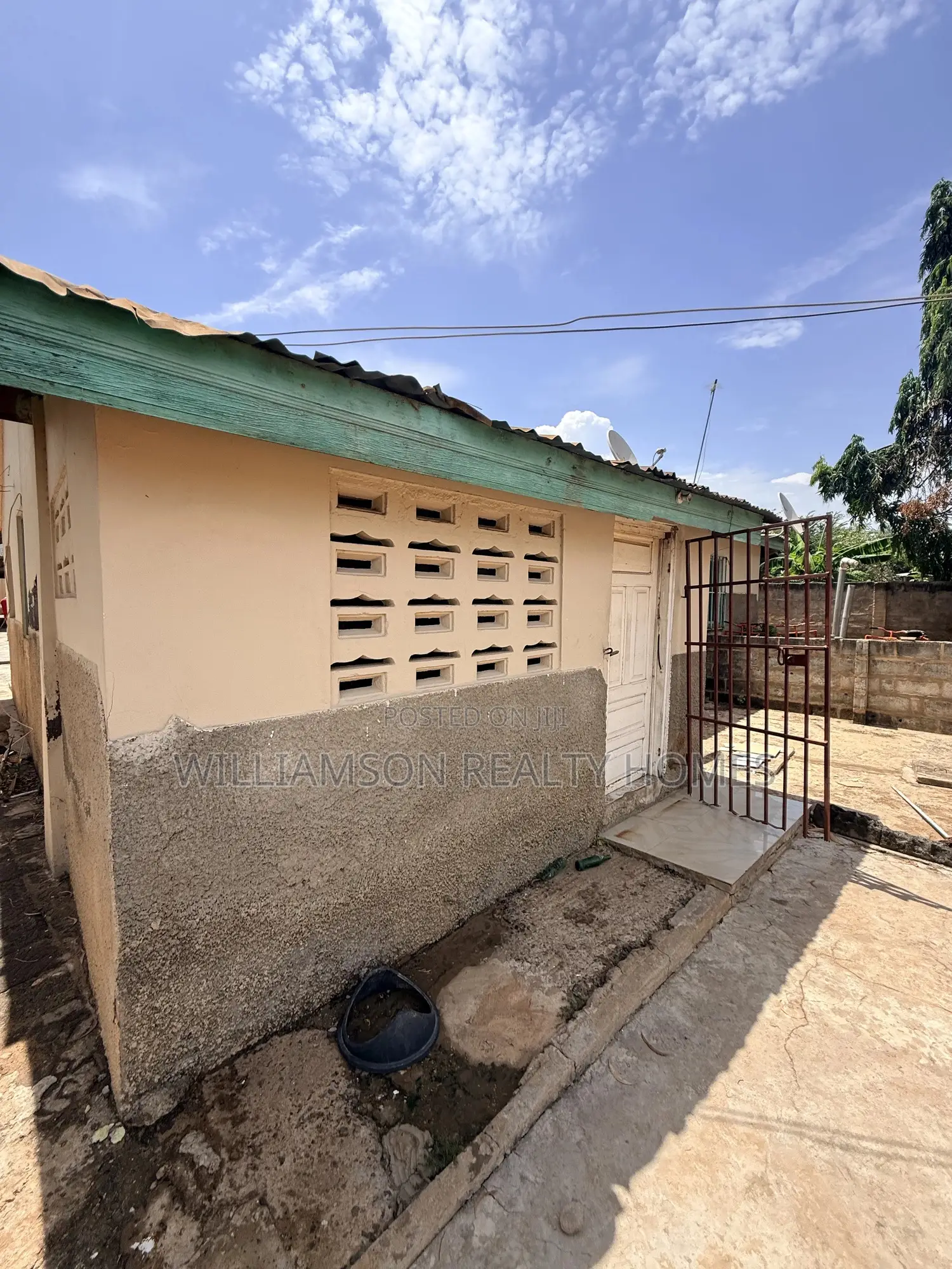 1bdrm Apartment in Kotobabi, Ecobank, Spintex for rent