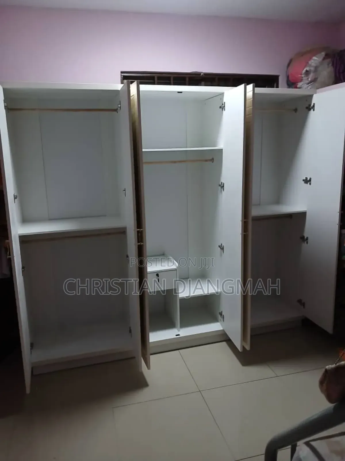Ultra Modern Six Doors Wardrobe