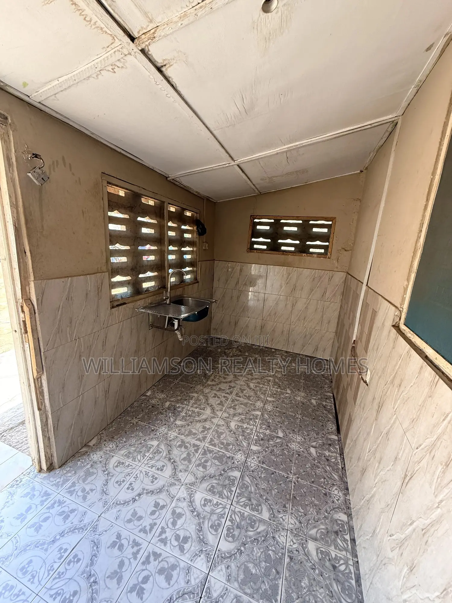 1bdrm Apartment in Kotobabi, Ecobank, Spintex for rent