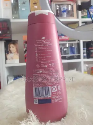 New Dove Advance Care Pro-Age Body Wash