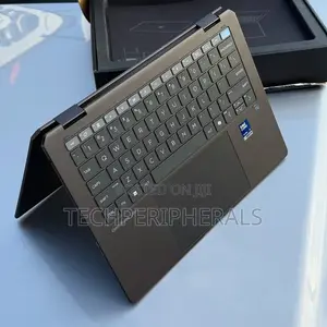 New Laptop HP OmniBook Ultra Flip 14" 32GB Intel Core Ultra 9 SSD 2T