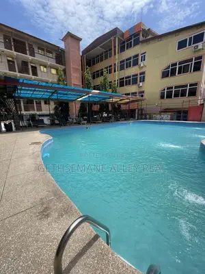 2bdrm Apartment in Gethsemeny Alley, West Hills Mall Area for rent
