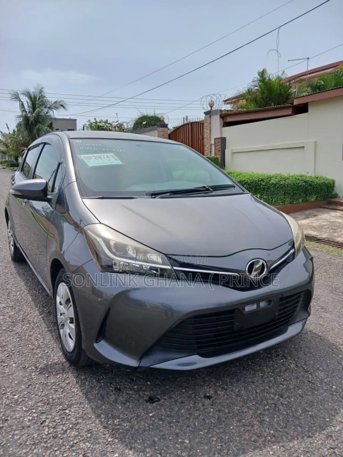Toyota Vitz 1.5 FWD 3dr 2014 Silver
