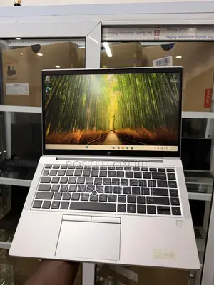 Laptop HP EliteBook 845 G8 8GB AMD Ryzen 5 SSD 256GB