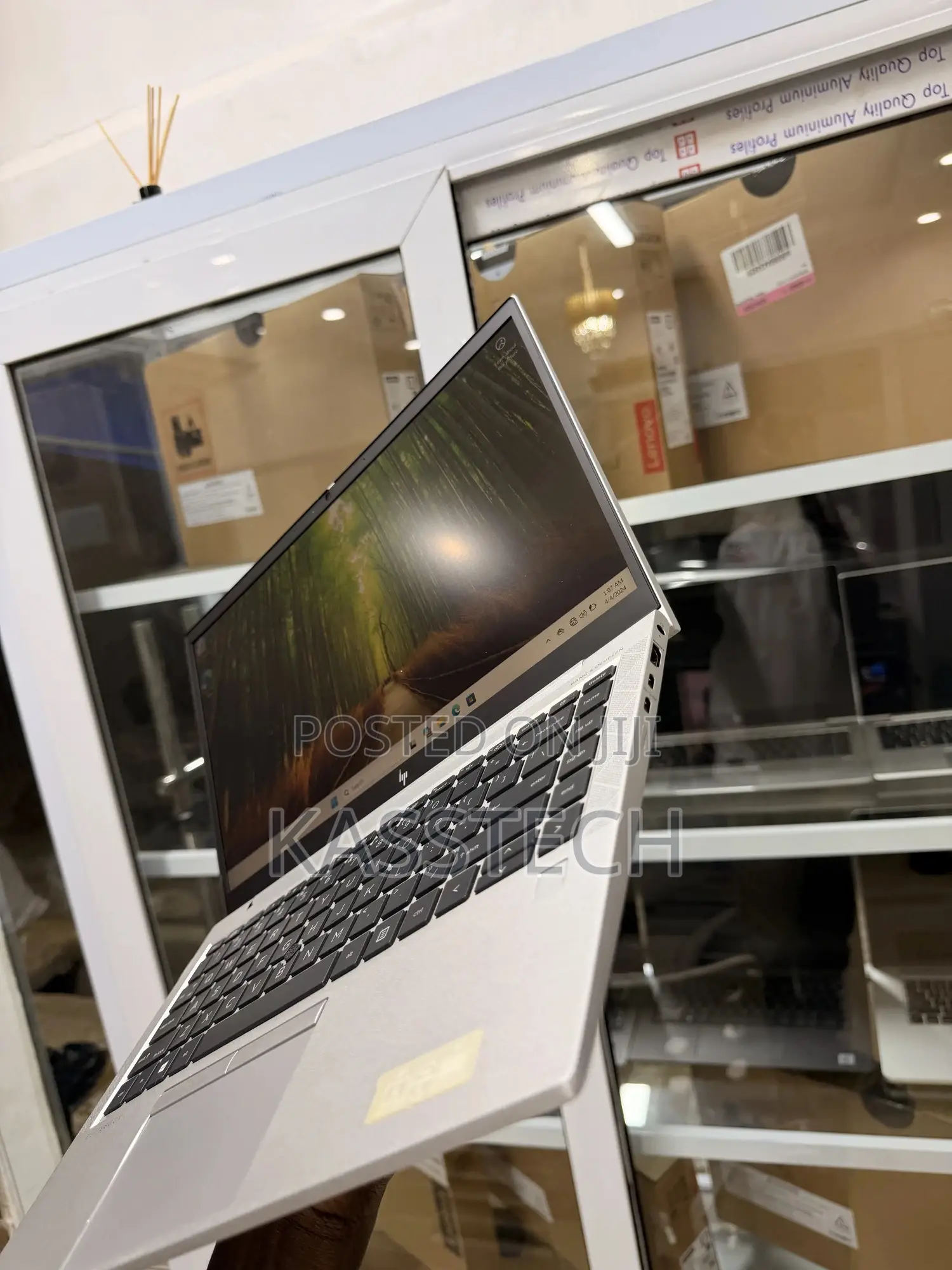 Laptop HP EliteBook 845 G8 8GB AMD Ryzen 5 SSD 256GB