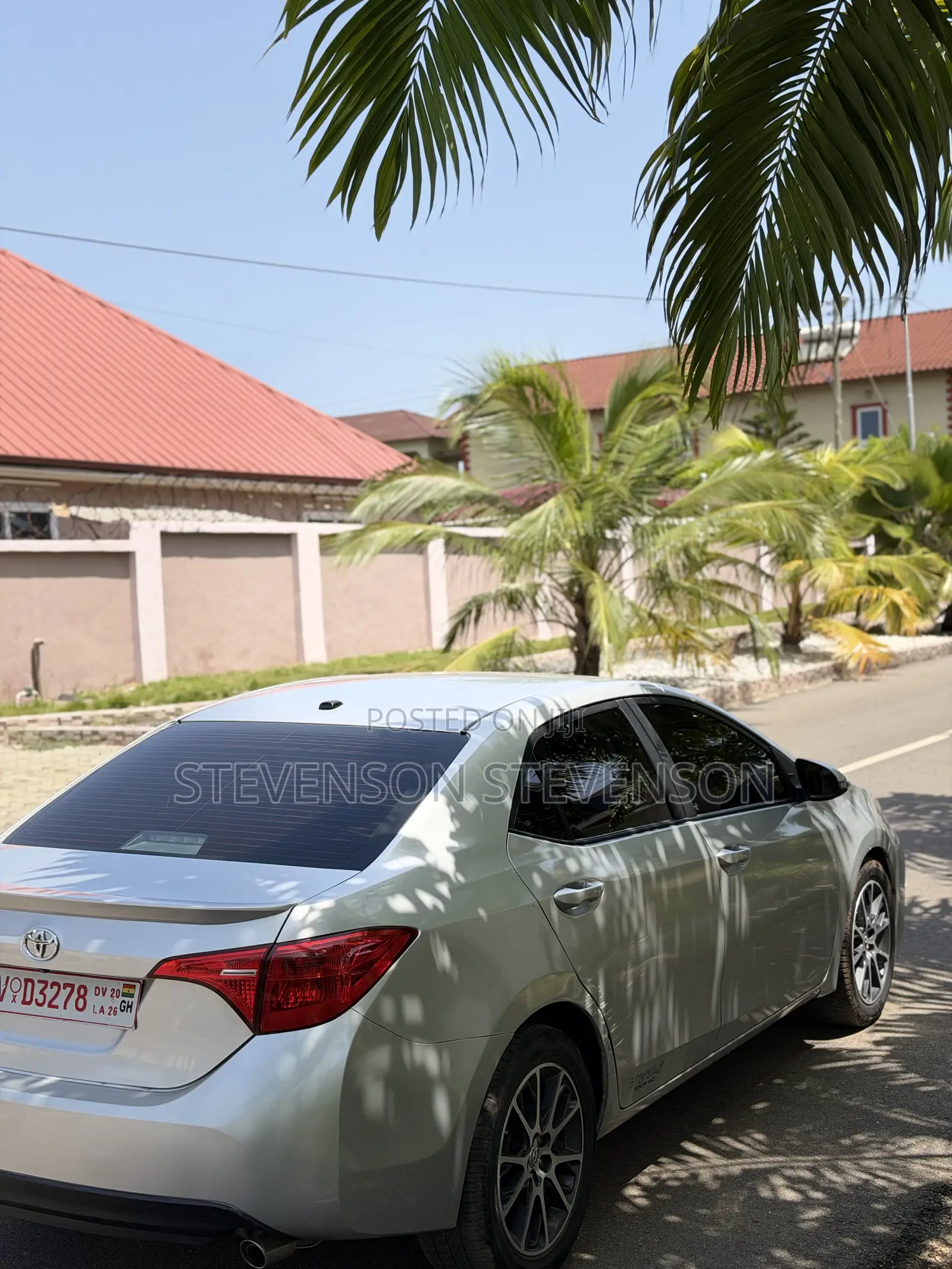 Toyota Corolla SE 4dr Sedan (1.8L 4cyl CVT) 2017 Silver