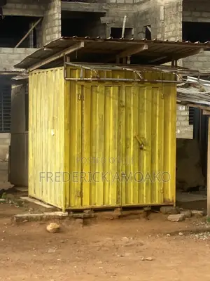 Spacious Container