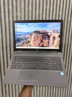Laptop HP 250 G7 8GB Intel Core i5 SSD 256GB