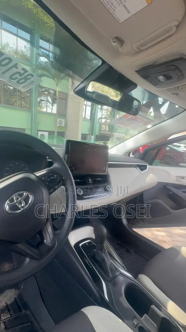 Toyota Corolla LE 2023 Black