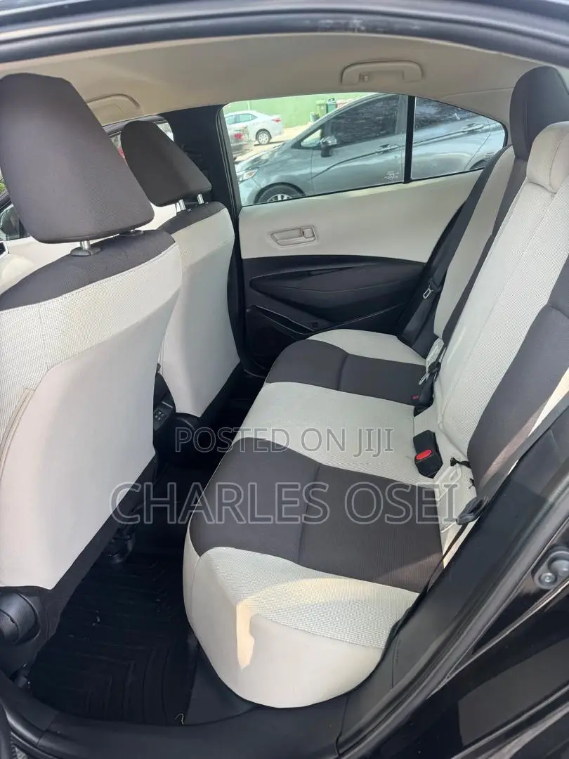 Toyota Corolla LE 2023 Black