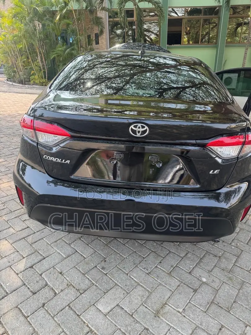 Toyota Corolla LE 2023 Black