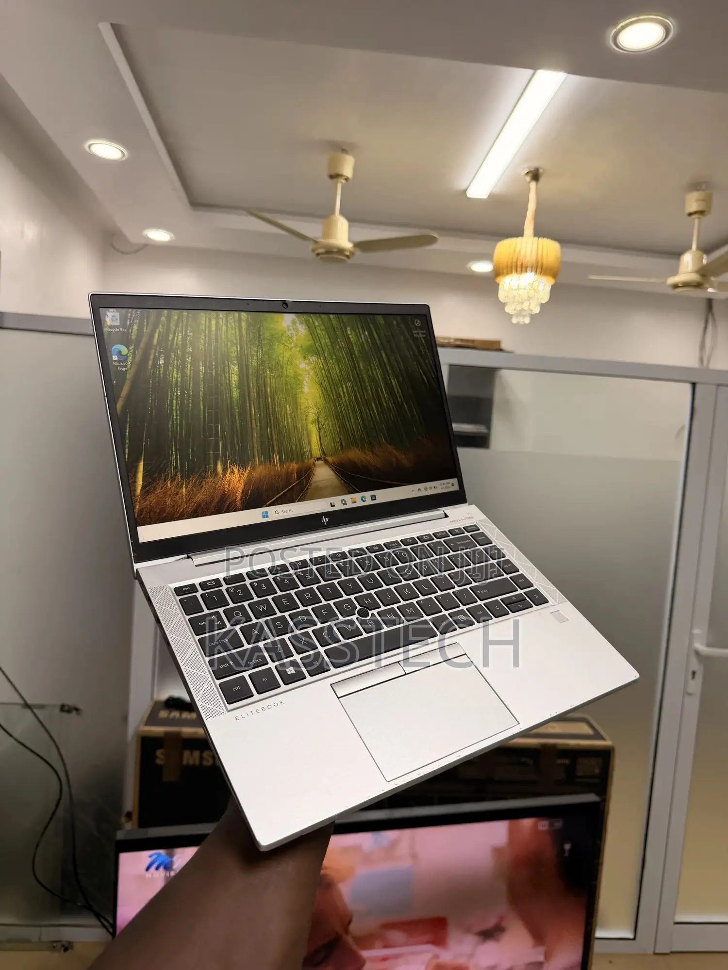Laptop HP EliteBook 845 G8 8GB AMD Ryzen 5 SSD 256GB
