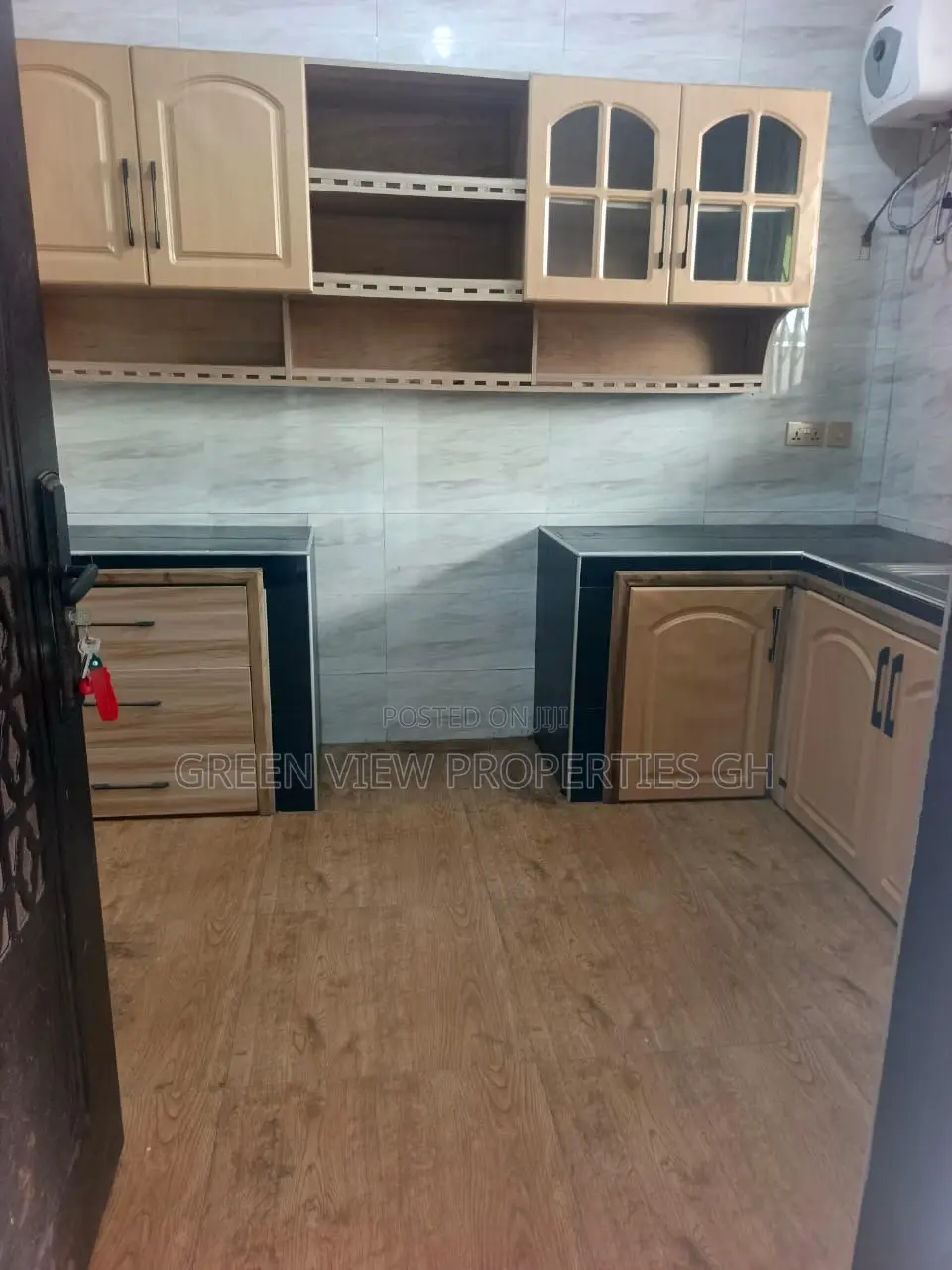 1bdrm Room & Parlour in Tseaddo for rent