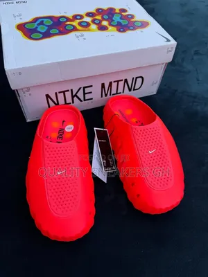 Nike Mind 001 Red