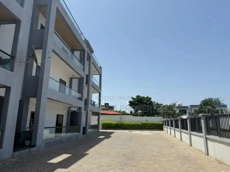 Furnished 3bdrm Apartment in Labone for rent