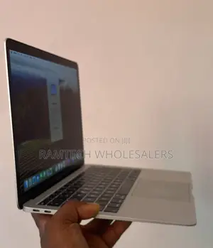 Laptop Apple MacBook Air 2019 8GB Intel Core i5 SSD 128GB