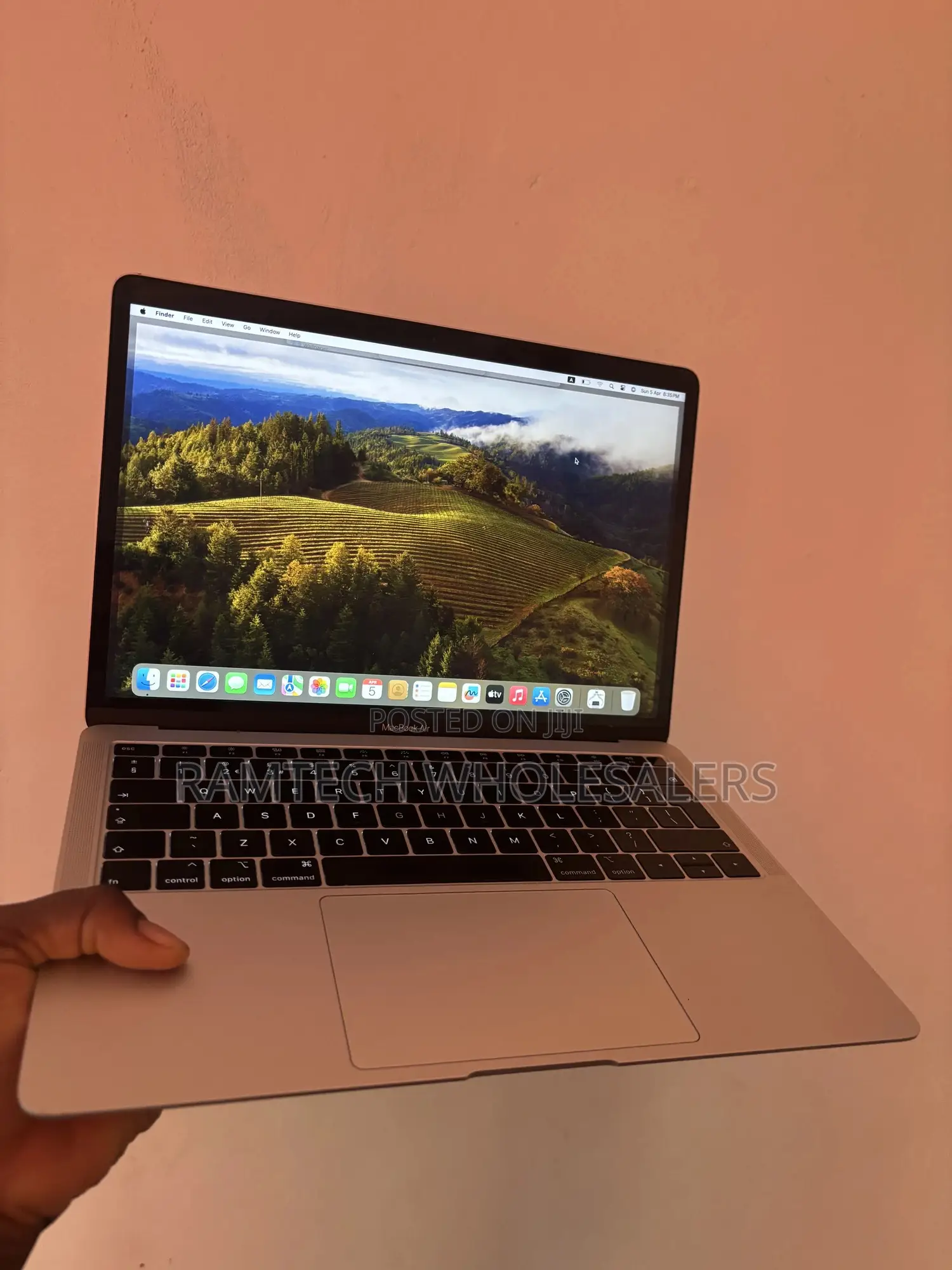 Laptop Apple MacBook Air 2019 8GB Intel Core i5 SSD 128GB