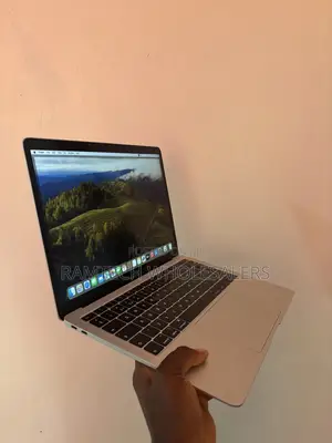 Laptop Apple MacBook Air 2019 8GB Intel Core i5 SSD 128GB