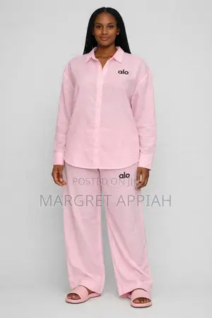 Alo Linen Top and Down