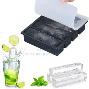 Silicone Mold Frozen Ice Cube Tray for 4cell Storage With Lid