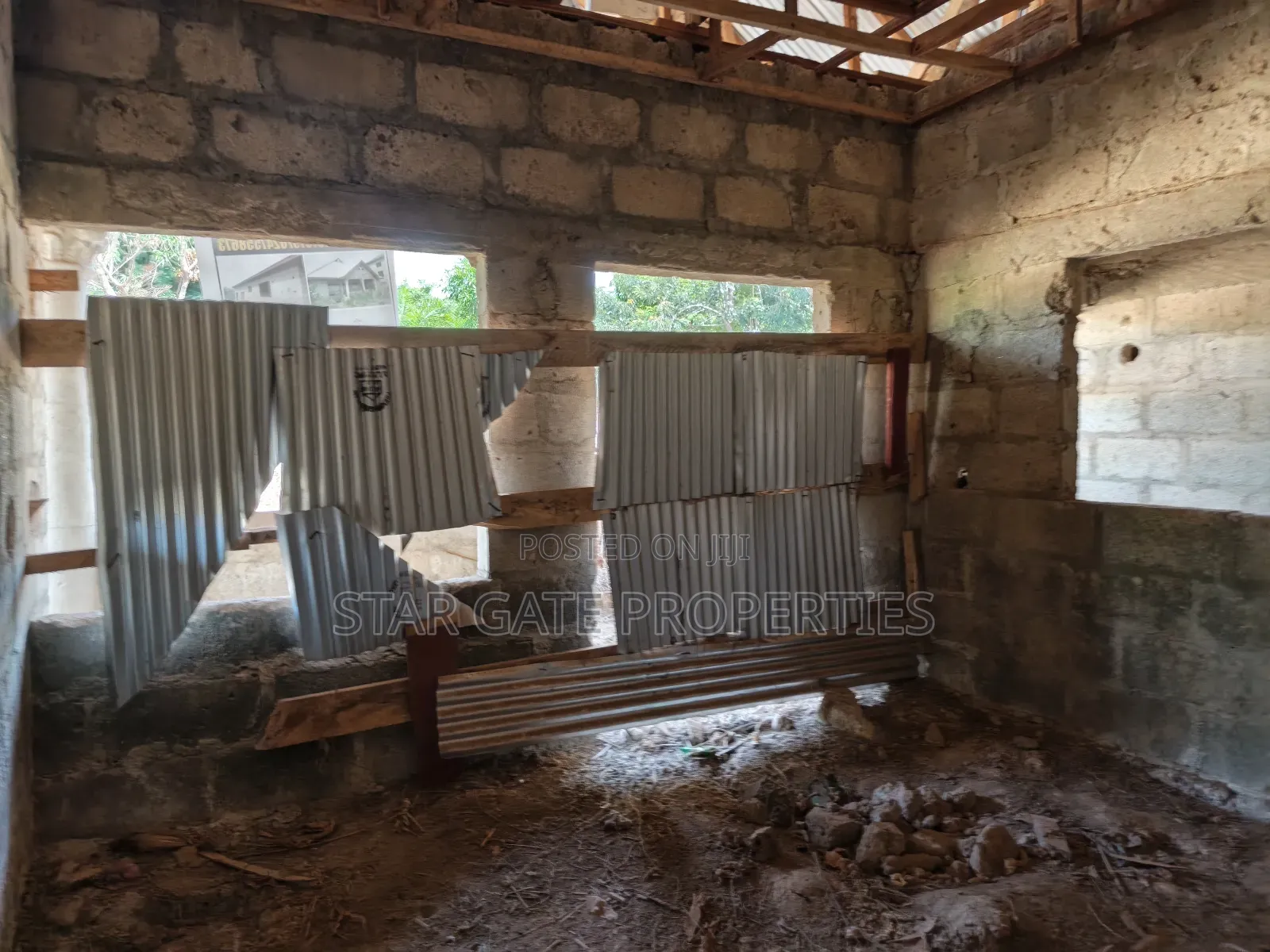 5bdrm House in Mampongteng Abrade, Kumasi Metropolitan for sale