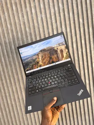 Laptop Lenovo ThinkPad T14 8GB Intel Core i5 SSD 256GB