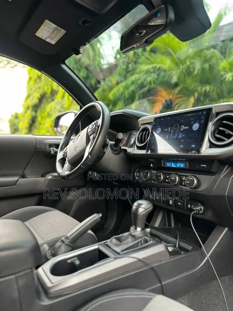 Toyota Tacoma TRD Sport 2022 Gray