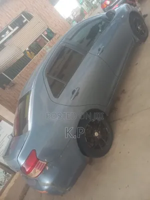 Toyota Belta 2010 Blue